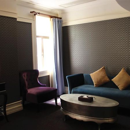 Manhattan Jinling Hotel Шанхай Экстерьер фото