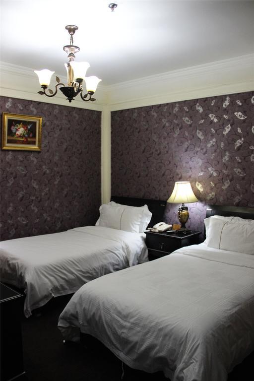 Manhattan Jinling Hotel Шанхай Номер фото