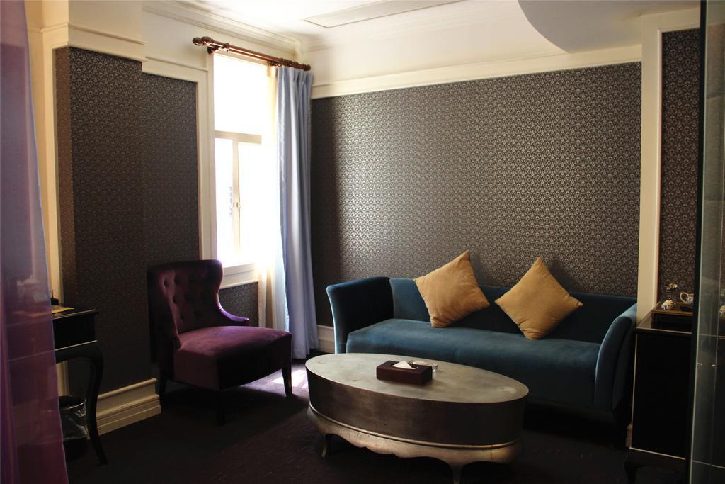 Manhattan Jinling Hotel Шанхай Номер фото